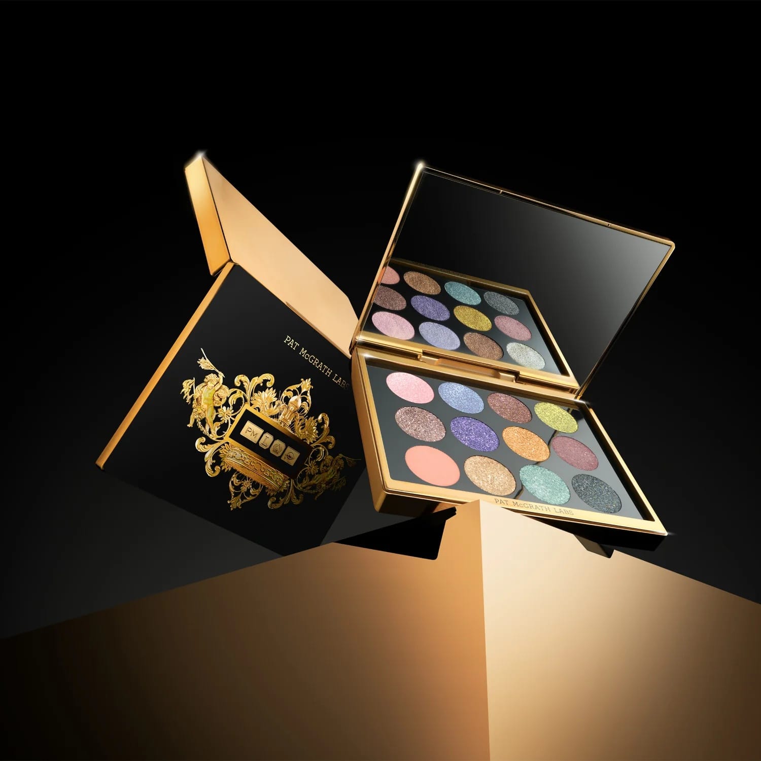 Pat McGrath Labs - Gilded Nirvana : Mega Eyeshadow Palette (8g)