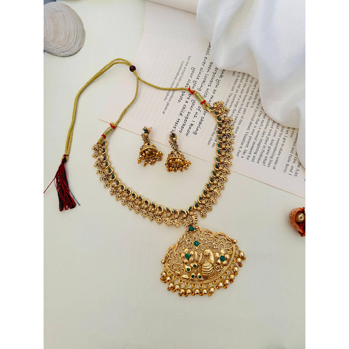 Abdesigns Enchanting Temple Necklace Green