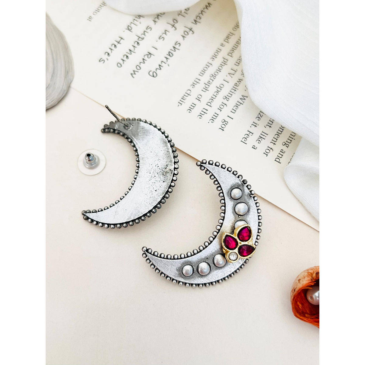 Abdesigns High Quality German Silver Plating Earring Red