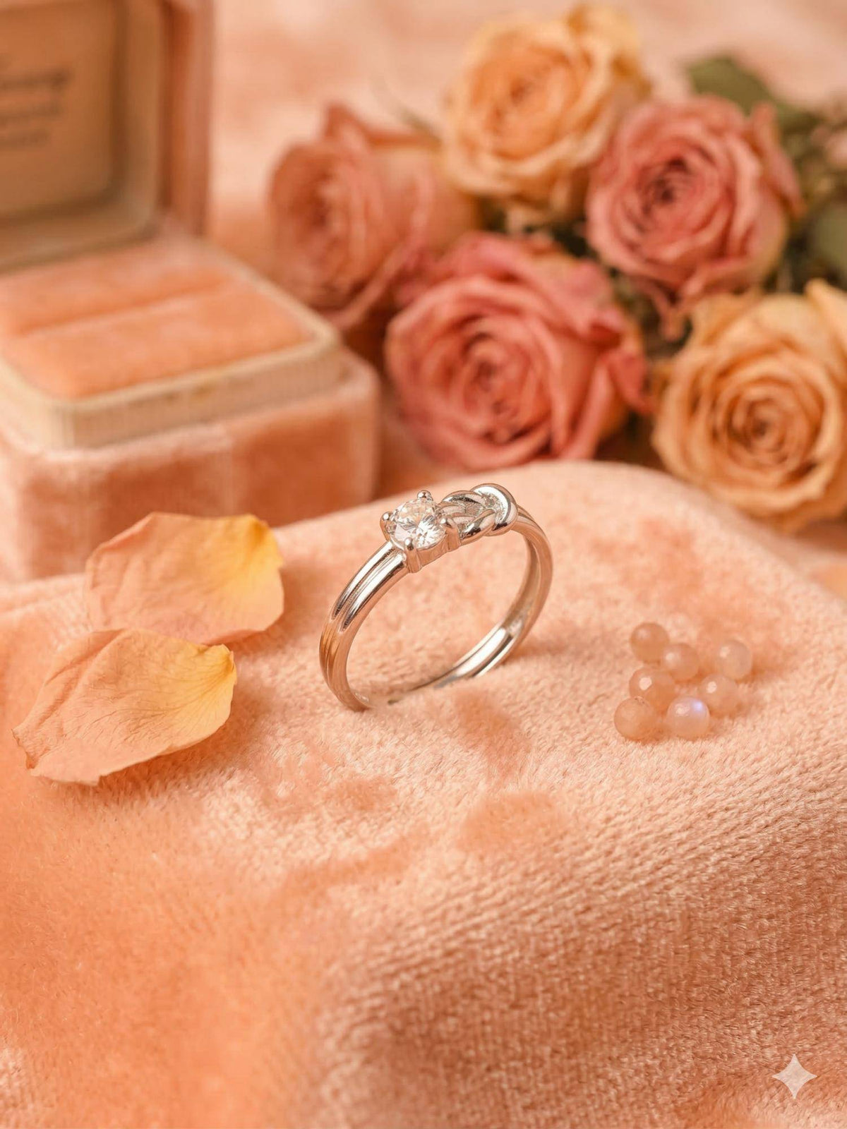 925 SILLER Pure Celestia Spark Solitaire Ring