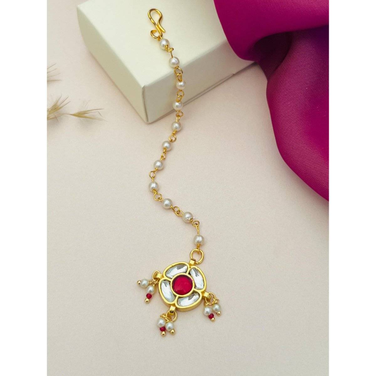 Abdesigns Gold-Plated Pachi Kundan Studded Maang Tikka - White
