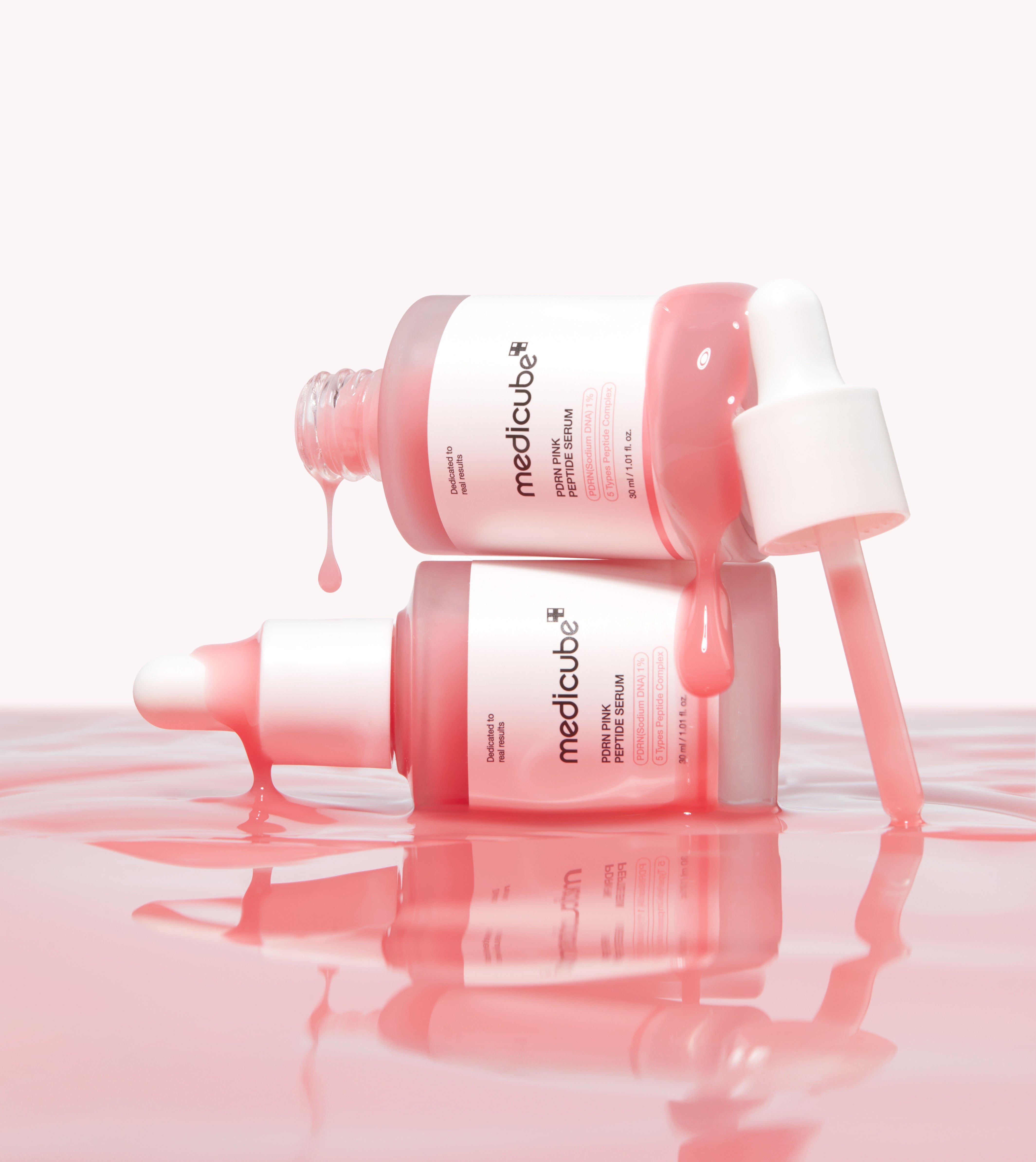 Medicube PDRN Pink Peptide Serum (30ml)