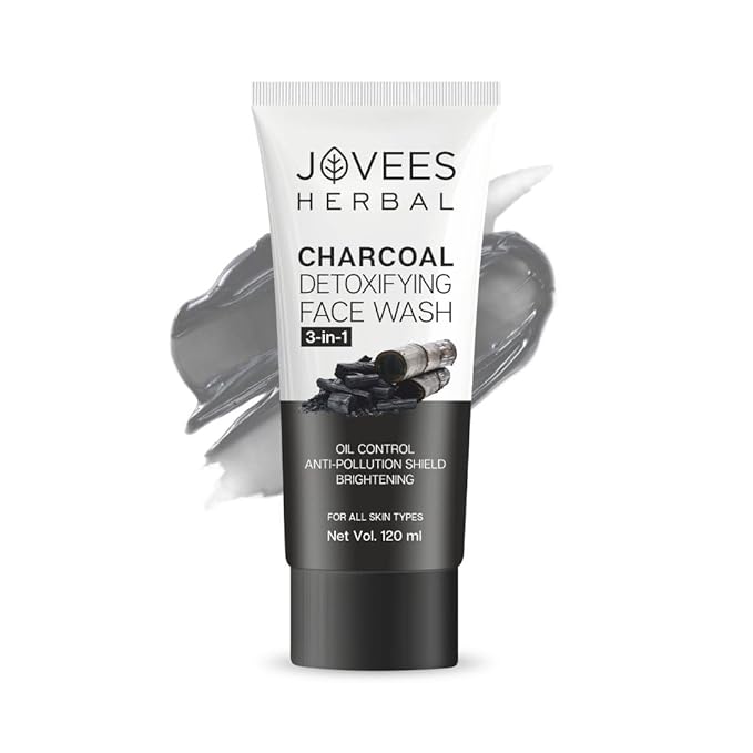 Jovees Herbal Activated Charcoal Detoxifying Face Wash For Anti Pollution, Deep Pore Cleansing, Oil Control, Removes Dirt & Impurities | Suitable for Acne Prone