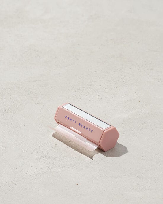 FENTY BEAUTY - INVISIMATTE BLOTTING PAPER/PAPIER MATIFIANT