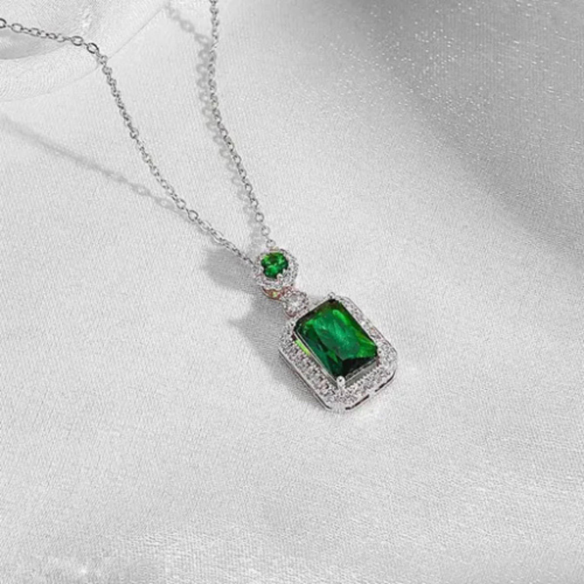 Aatmana Green Silver Plated Stones Necklace
