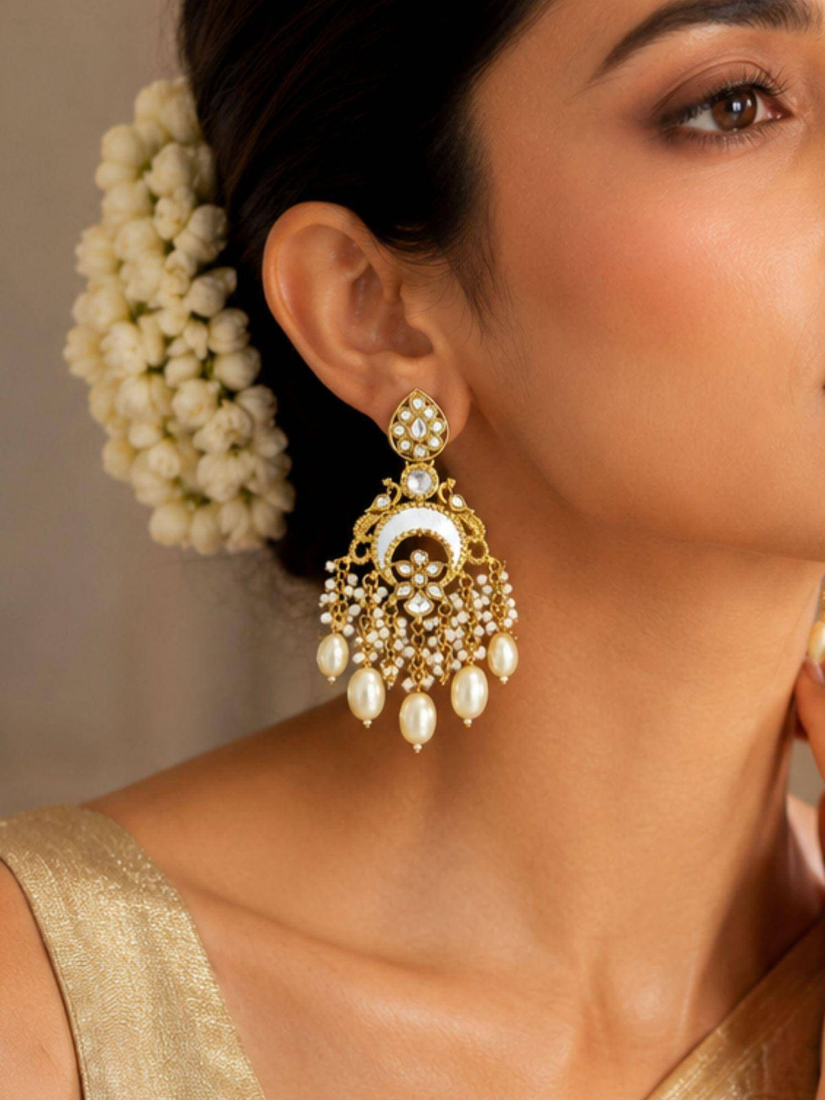Abdesigns Women White Stones Brass Pair Of Earrings · One Size