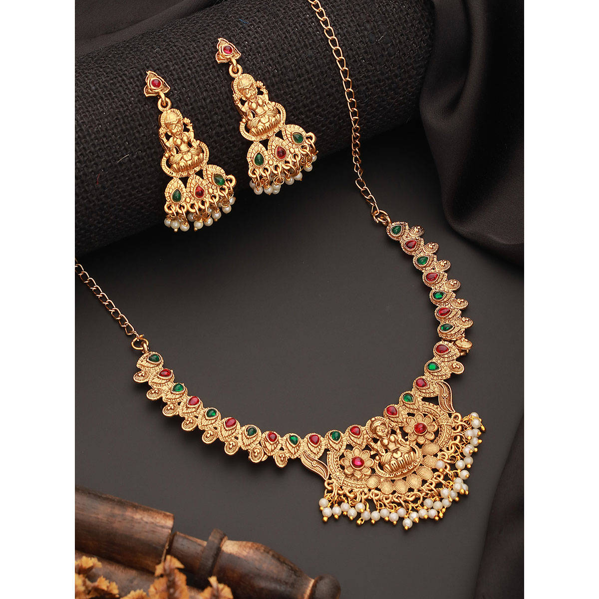 Aatmana Jazz and Sizzle Gold-Plated Stones Studded and Beads Beaded Temple Necklace with Earrings