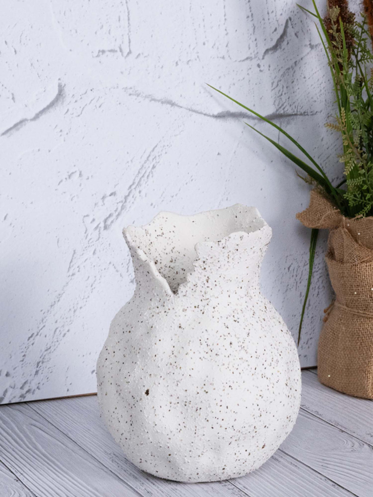 Aarvi Decor White Broken Design Ceramic Amphora Shaped Vase (L) · L