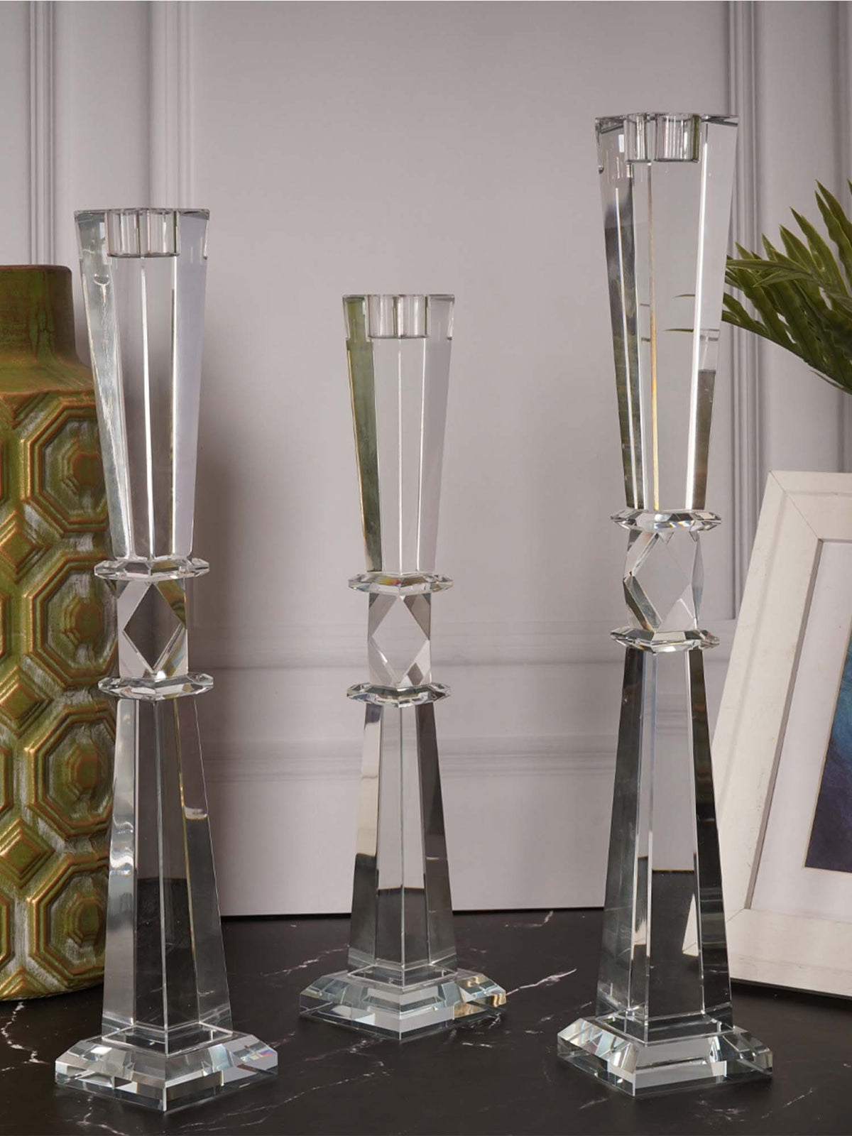 Aarvi Decor Geometric Cut Crystal Candle Holder