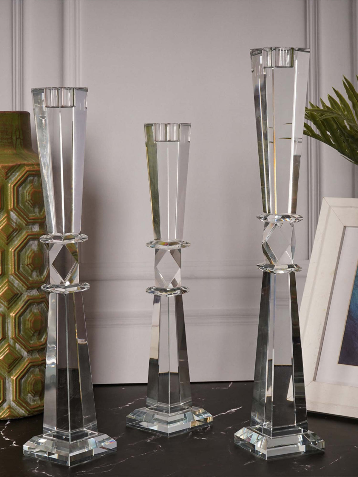 Aarvi Decor Geometric Cut Crystal Candle Holder