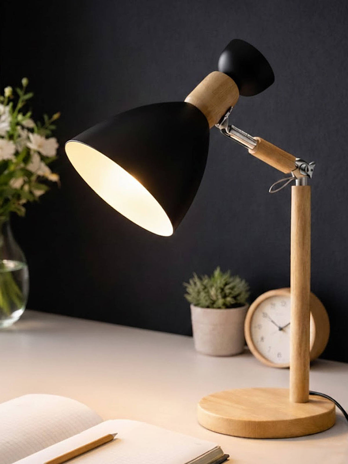 Aarvi Decor Black Wood Fractural Shaped Study Lamp