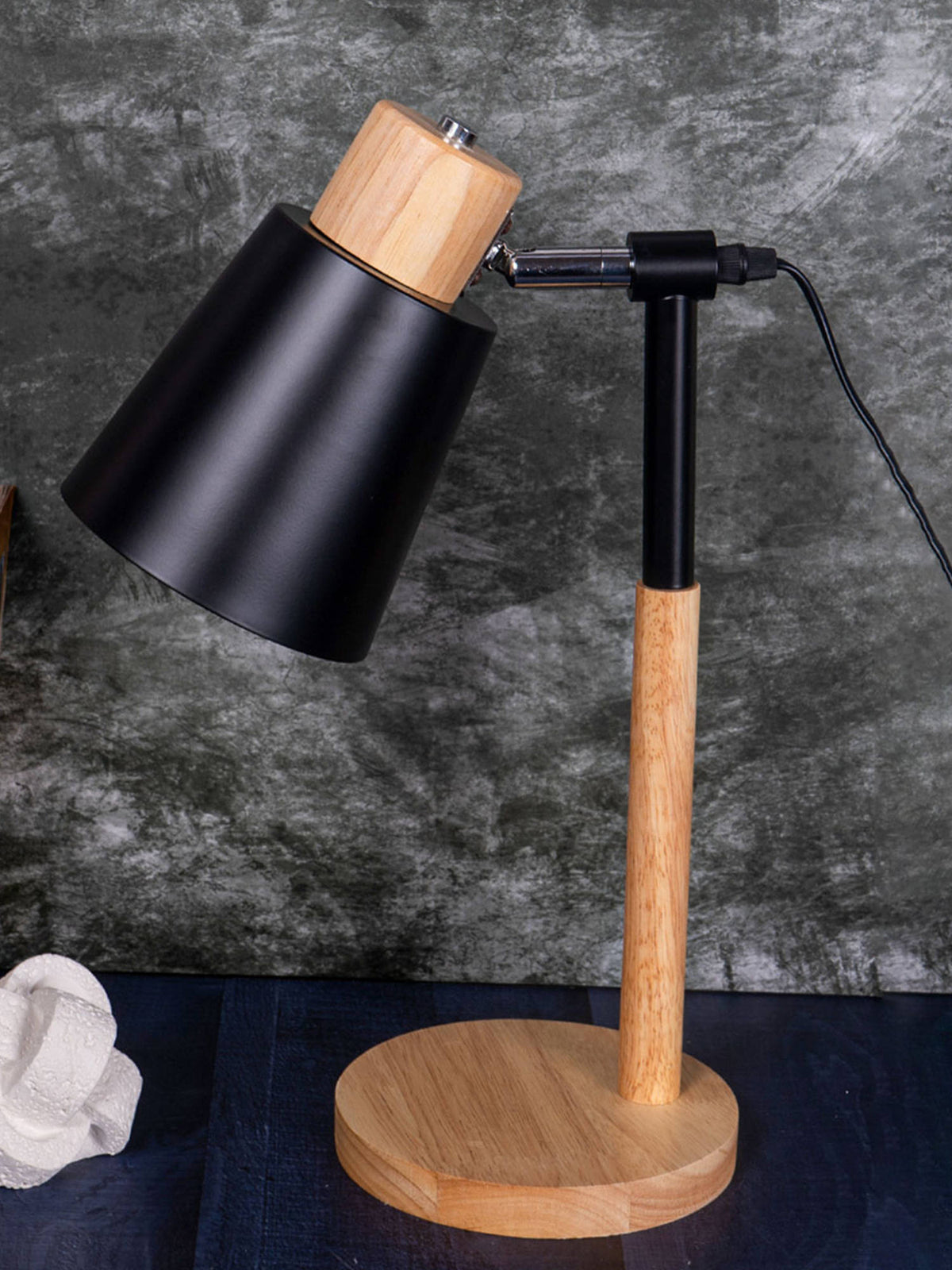 Aarvi Decor Wooden Metallic Black Study Desk Lamp