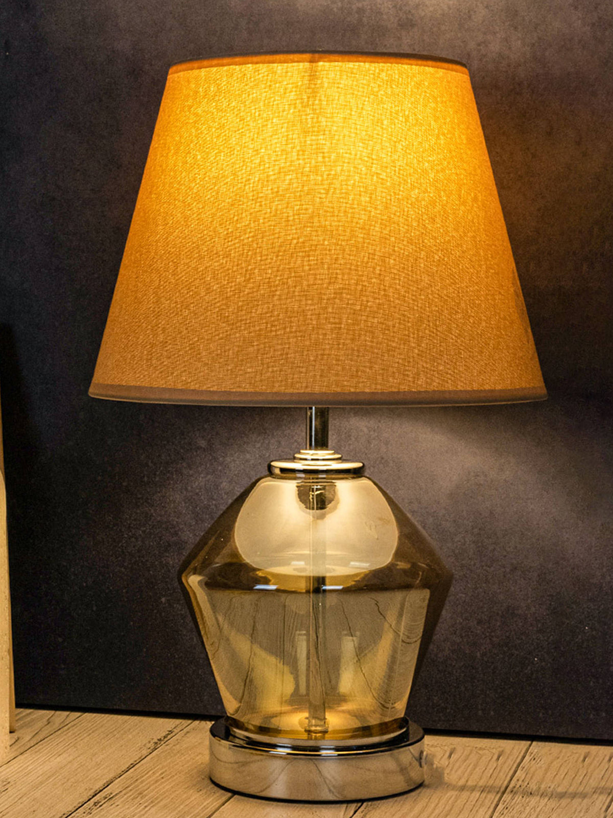 Aarvi Decor Beige Glass Table Lamp