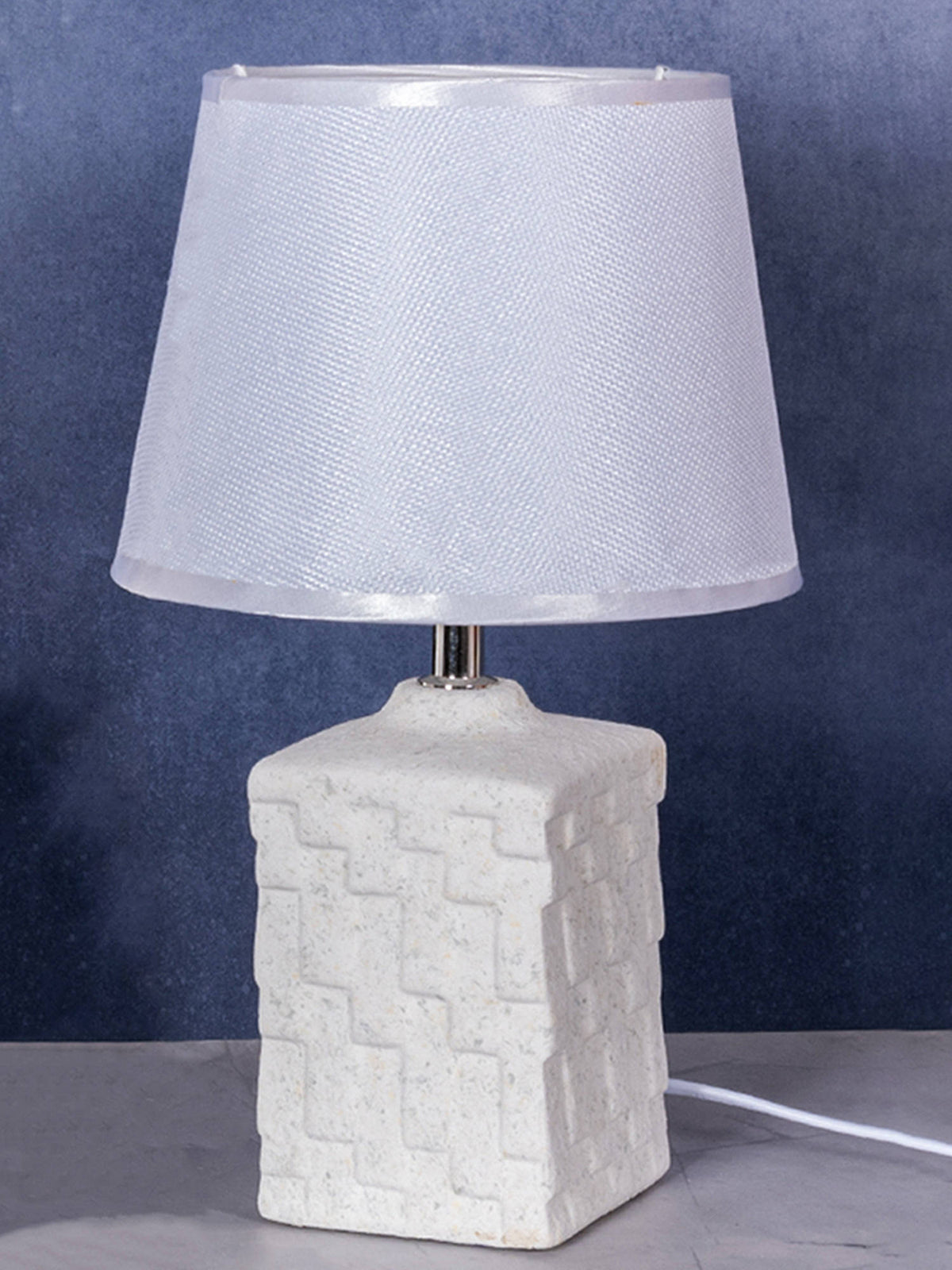 Aarvi Decor White Ceramic Table Lamp · One Size