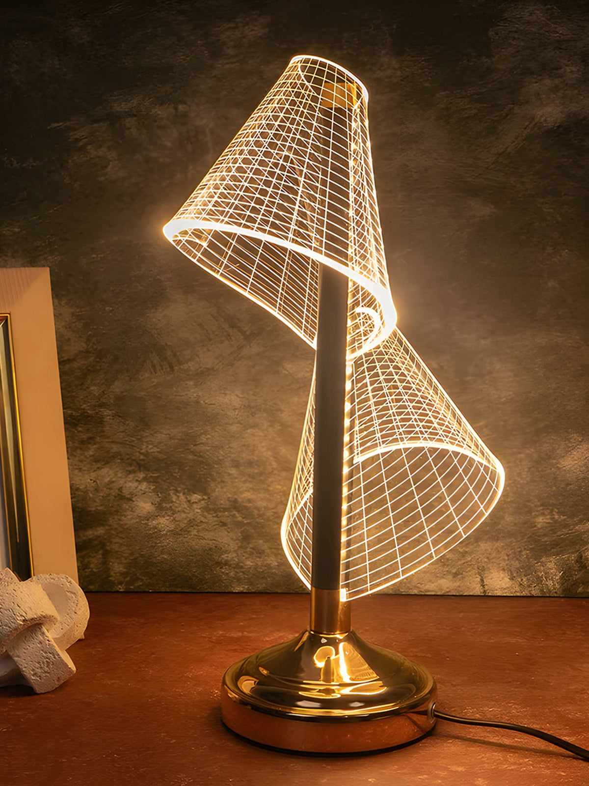 Aarvi Decor Fibreglass Modern Led Table Lamp