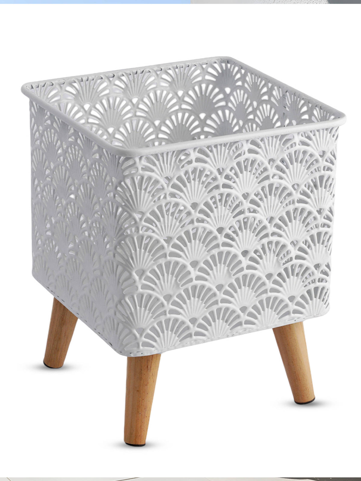 Aarvi Decor White Metal And Wood Freestanding Square Planter