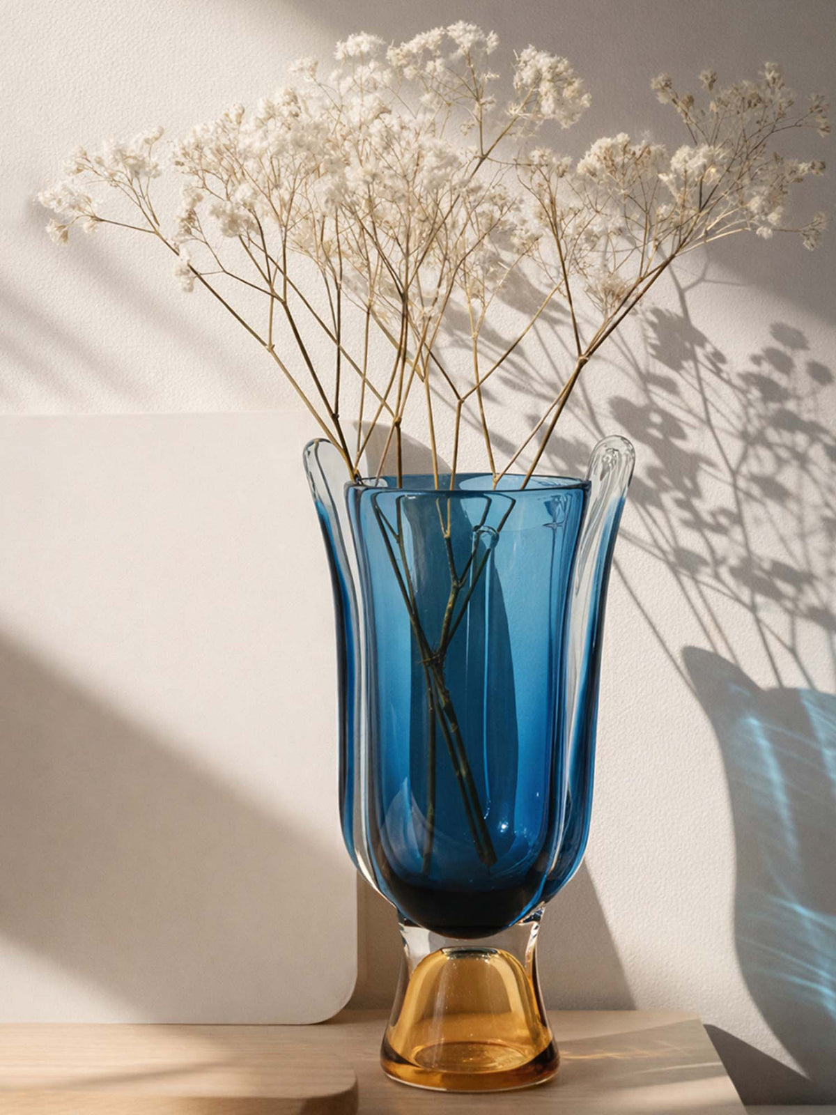 Aarvi Decor Ocean Horizon Blue Transparent Glass Vase · One Size