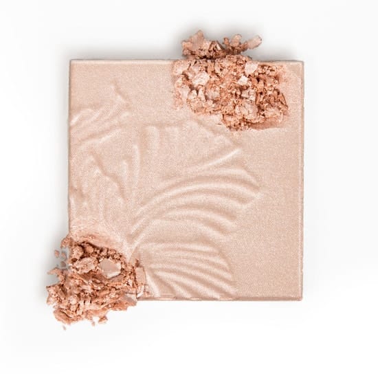 Wet n Wild MegaGlo™ Highlighting Powder - Blossom Glow {E319B}
