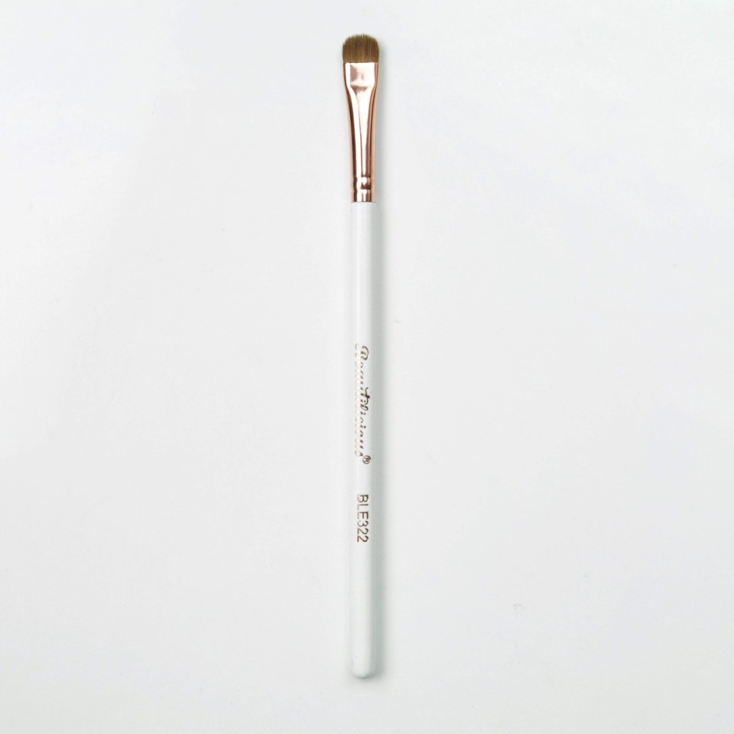 Beautilicious – Brush – BLE 322 (CUT CREASE BRUSH)