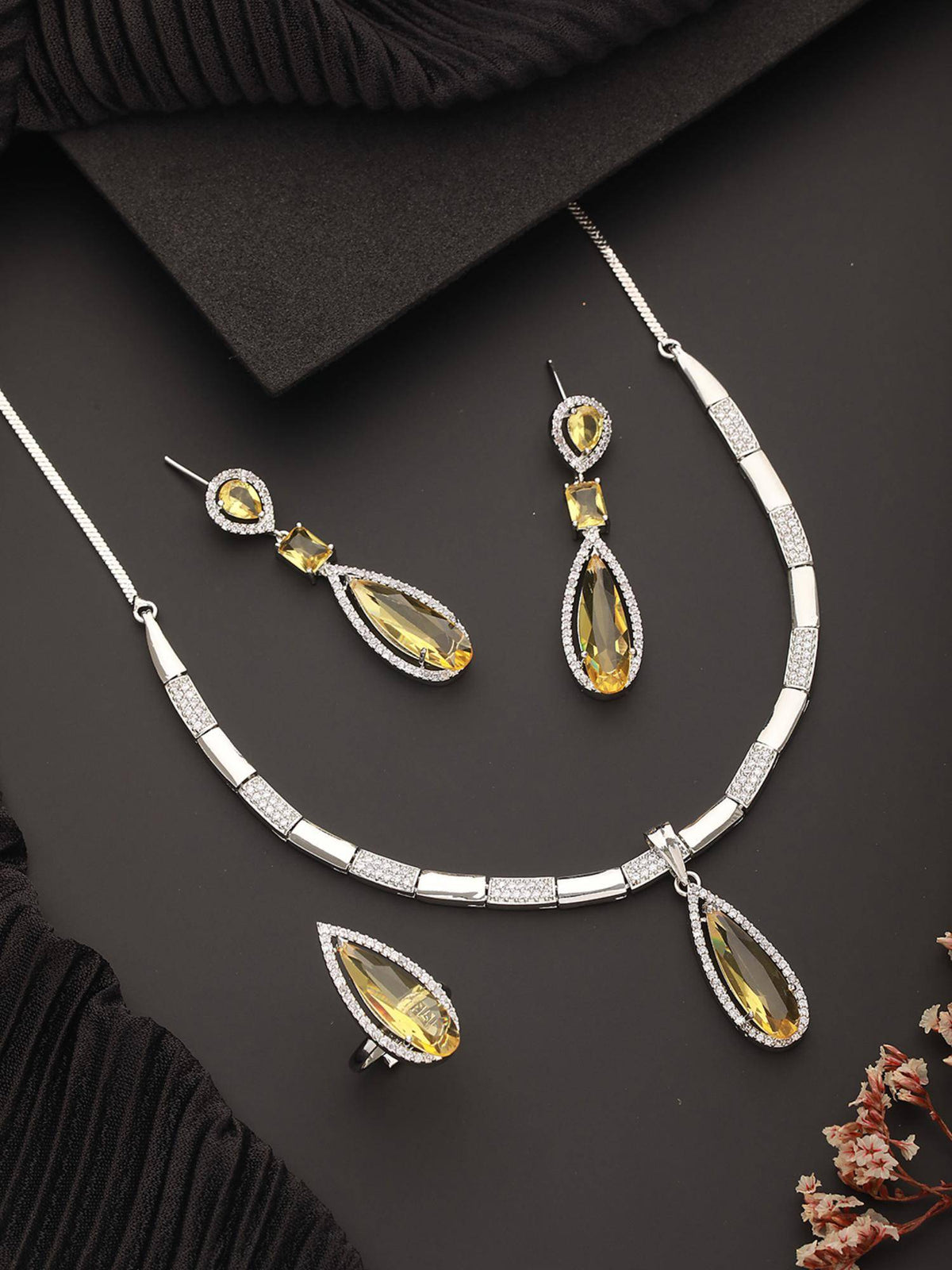 Aatmana Silver Rhodium White Zircon And Yellow Americon Diamond Necklace Jewellery Set