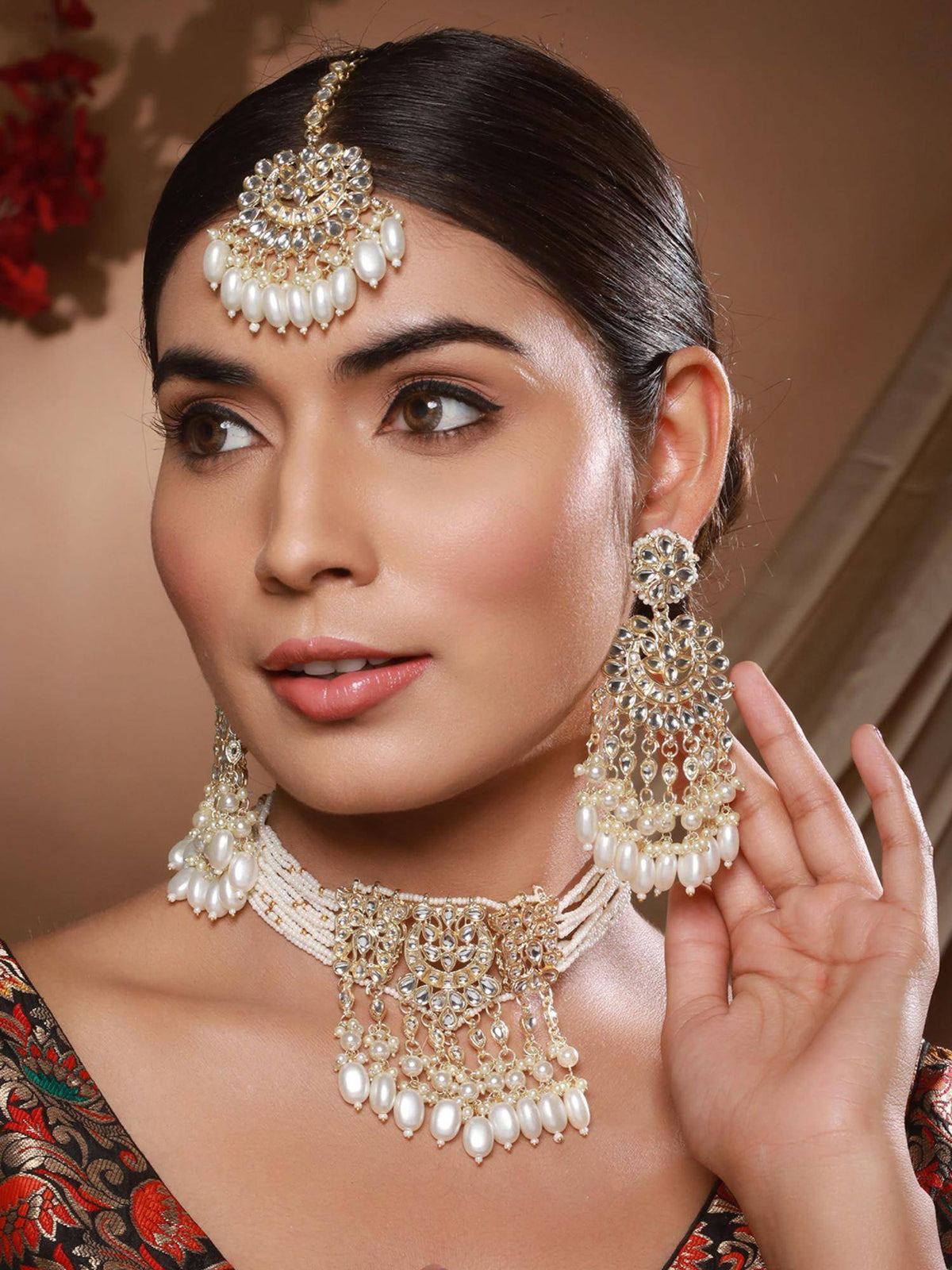 Aatmana Gold-Plated Kundan-Studded And Artificial Pearl Beaded Jewellery Set