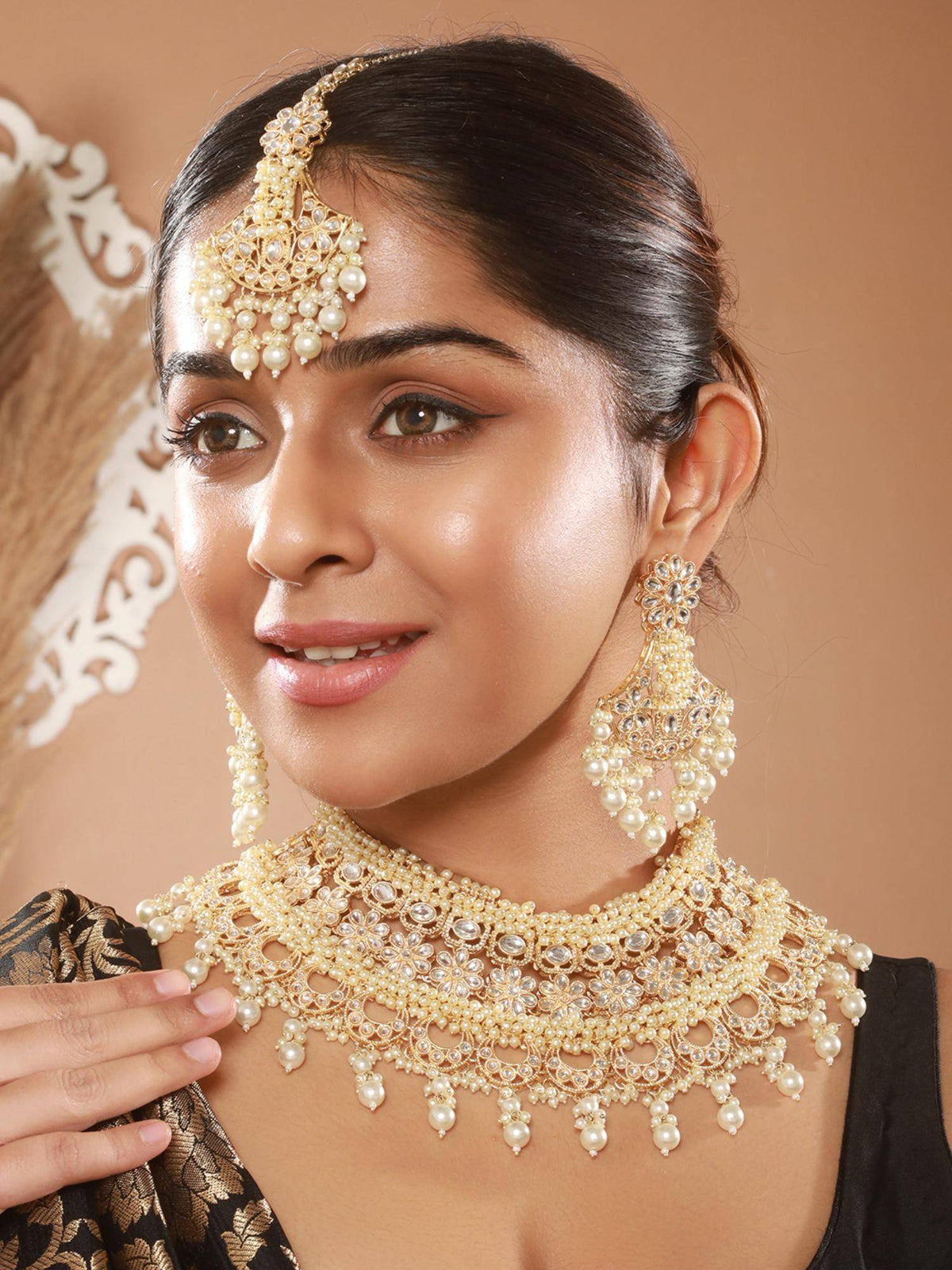 Aatmana Gold-Plated Kundan-Studded And Beaded Jewellery Set With Maangtikka