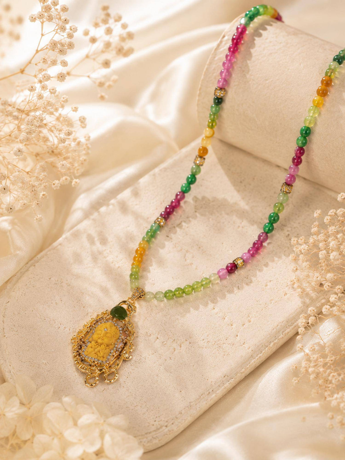 AANURA Beaded Pendant Necklace