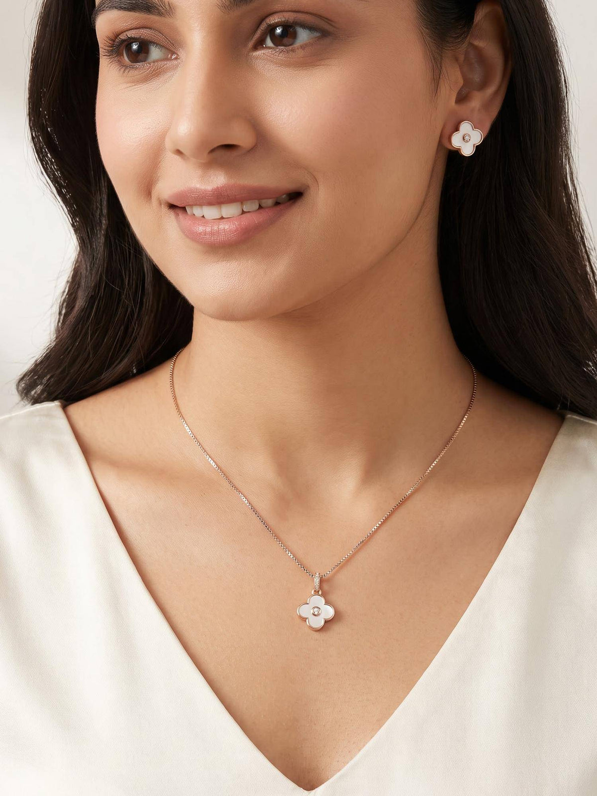 925 SILLER Pearl Flower Jewellery Set