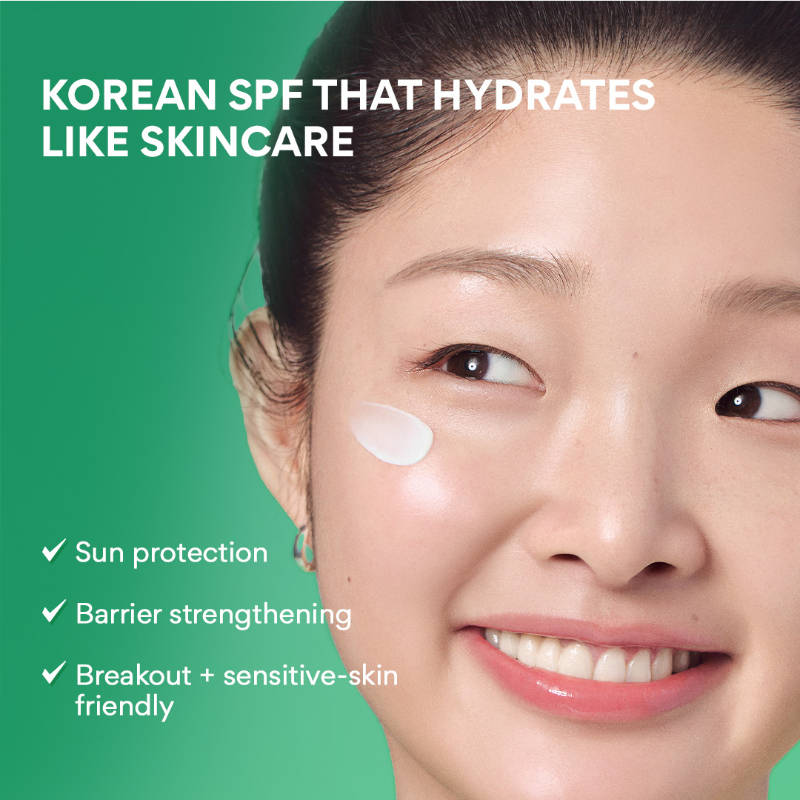 Innisfree Green Tea Hyaluronic Sunscreen Serum SPF 50+ PA++++ No White Cast Lightweight & Hydrating