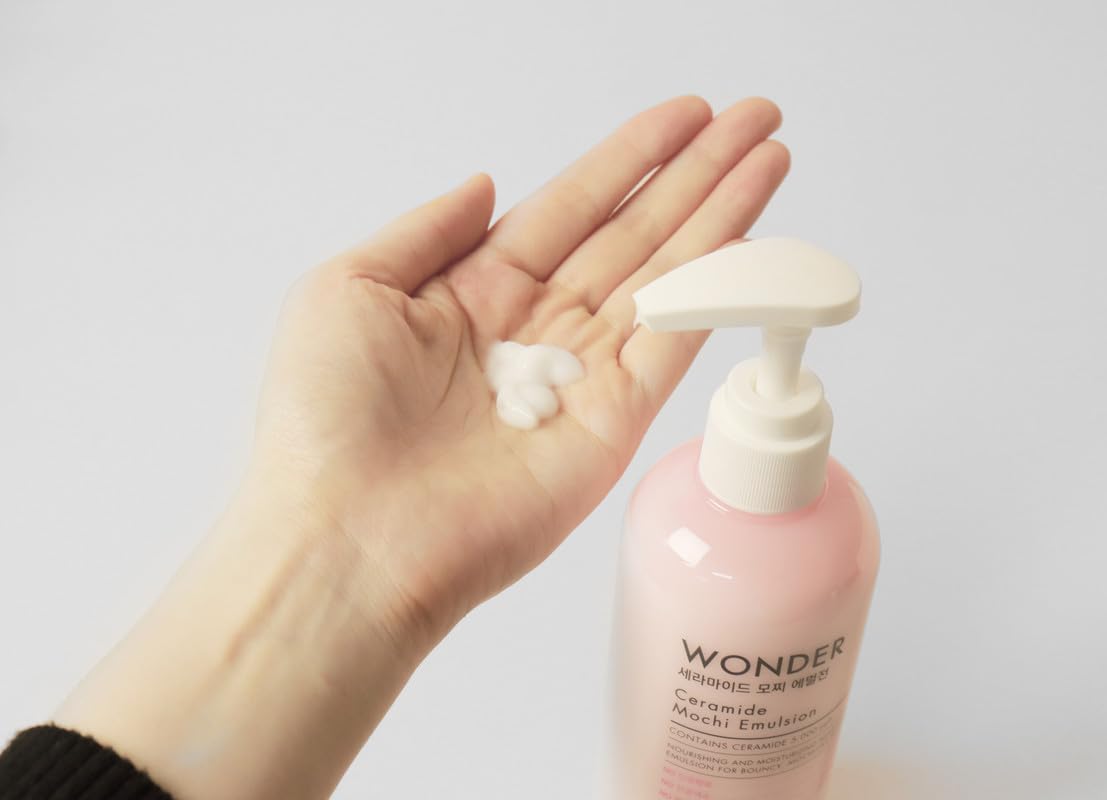 TONYMOLY Wonder Ceramide Mochi Emulsion