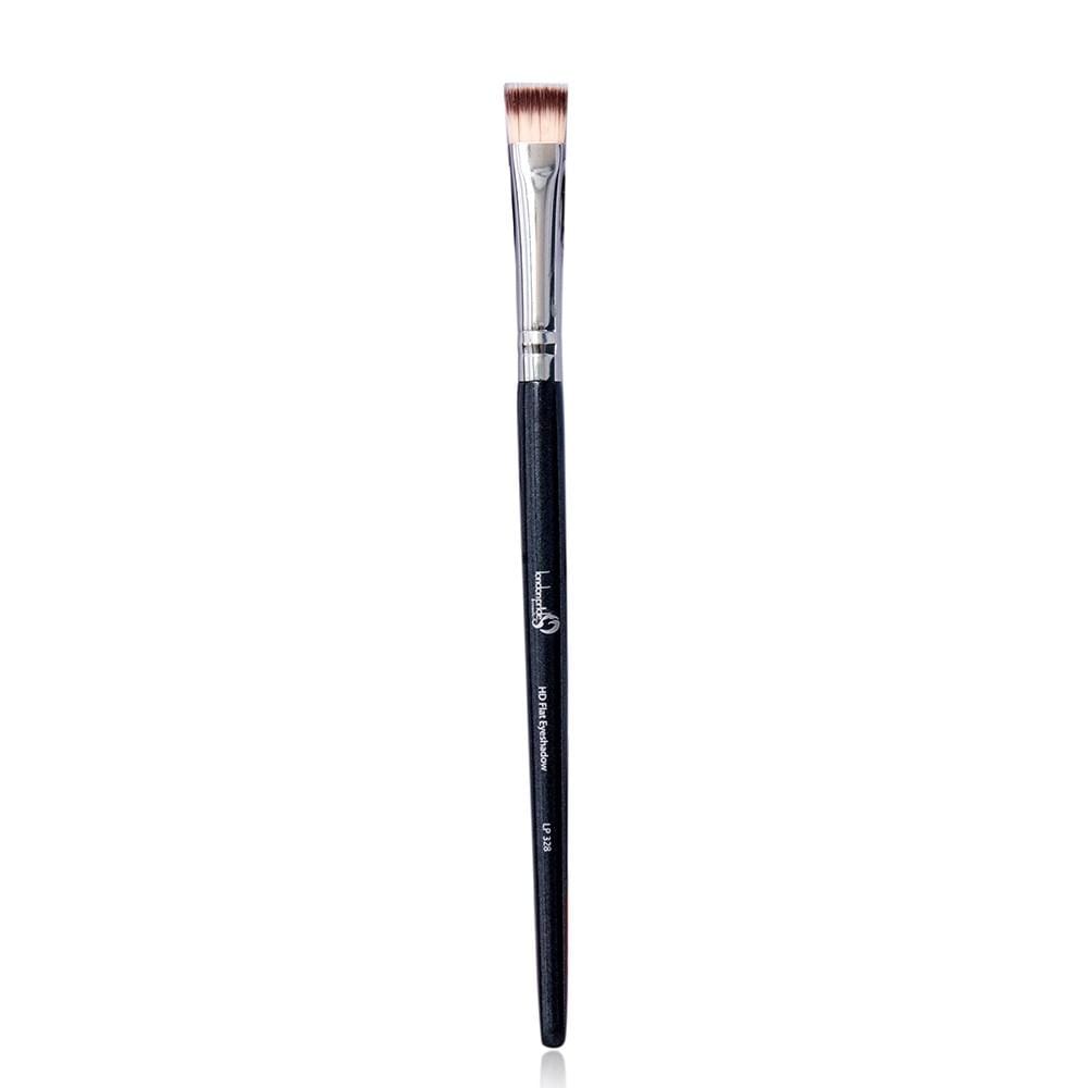 London Pride Cosmetics - HD Flat Eyeshadow Brush (LP-328) 0.50g