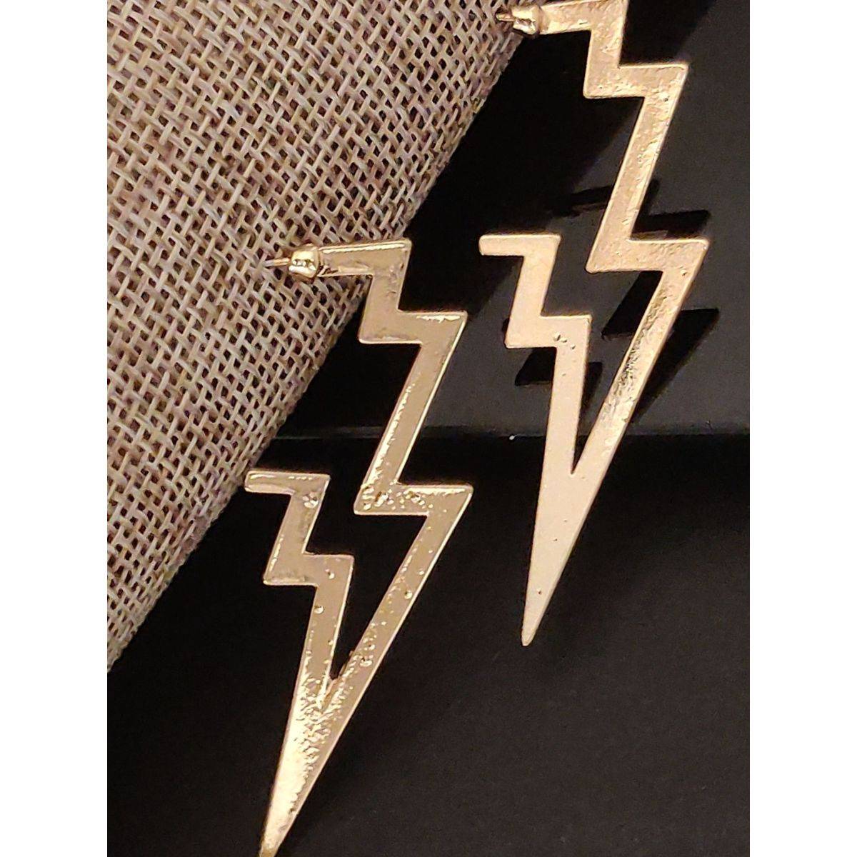 Abdesigns Elegant Gold Plated Drop Earrings Gold