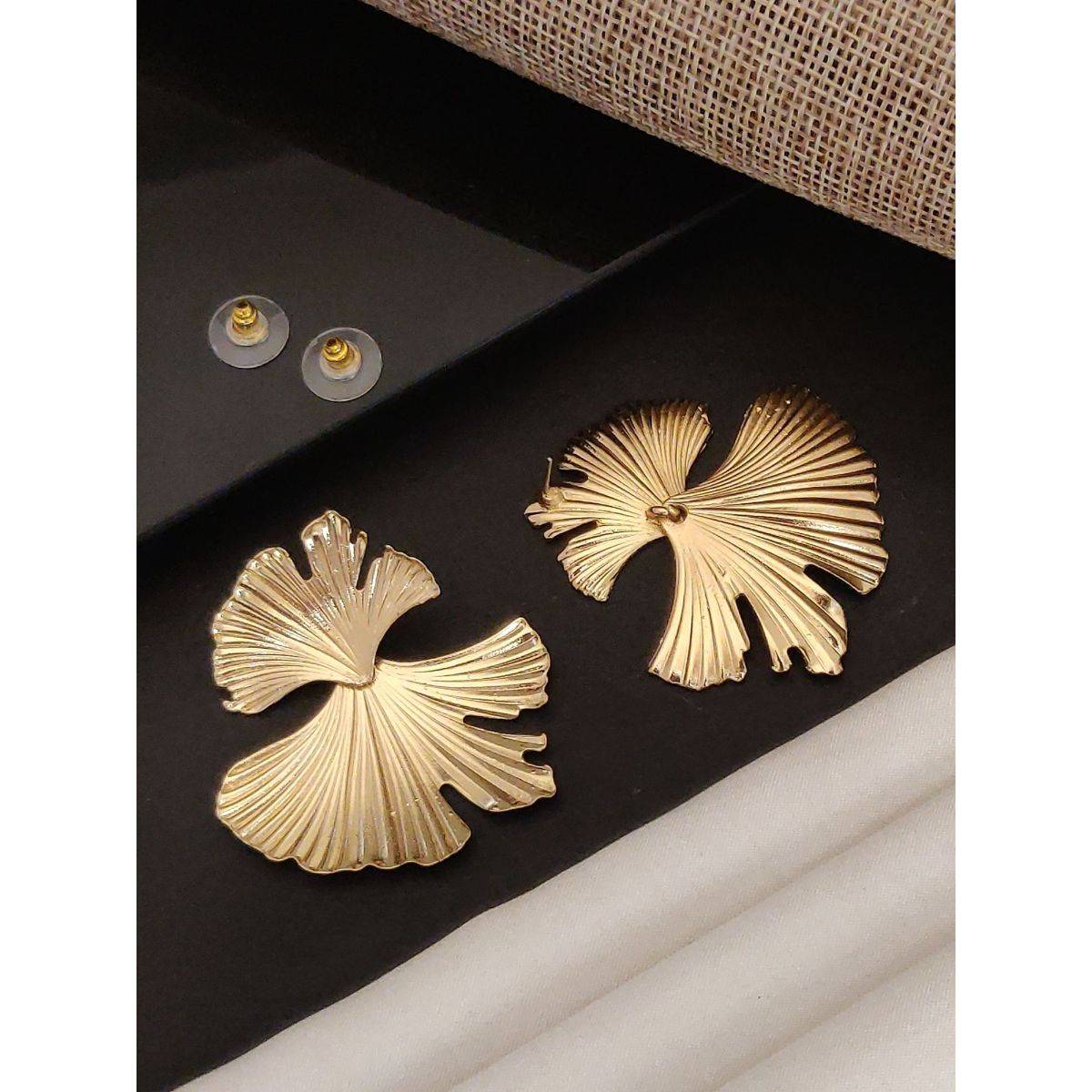 Abdesigns Elegant Gold Plated Stud Earrings Gold