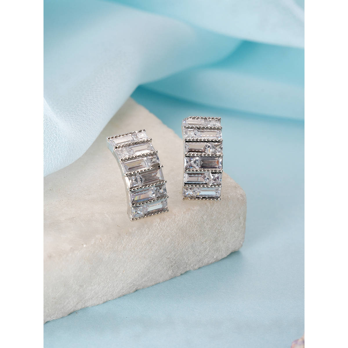 Aatmana White Silver Plated Crystals Studs Earrings