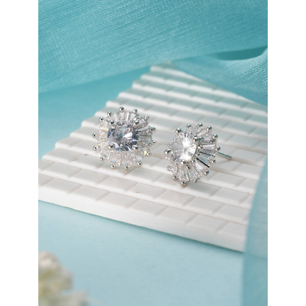 Aatmana White AD-Studded Floral Studs Earrings