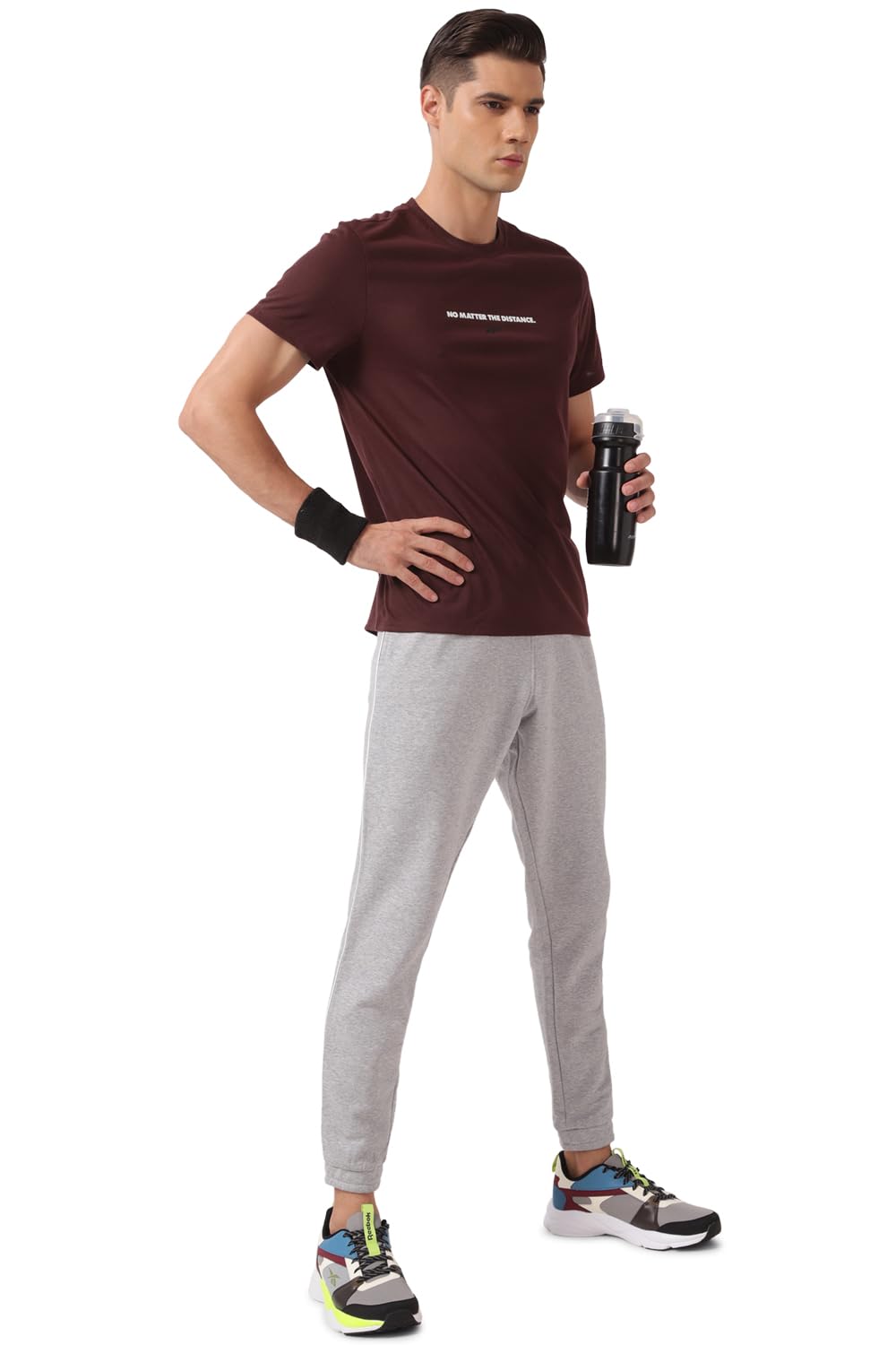 Reebok Men's Regular Fit T-Shirt XS Maroon