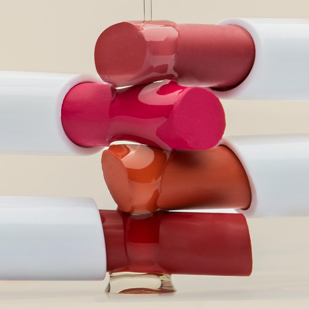 Mamaearth Moisture Matte Longstay Lipstick with Avocado Oil & Vitamin E for 12 Hour Long Stay - 2 g (Raisin Punch)