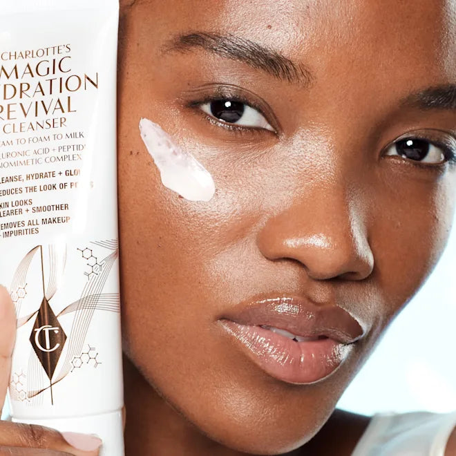 Charlotte Tilbury MAGIC HYDRATION REVIVAL CLEANSER 120ml