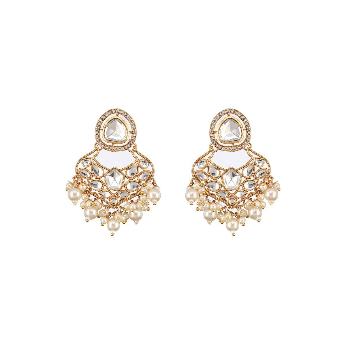 Aatmana Gold-Plated Kundan Studded Beaded Necklace with Earrings and Maang Tikka