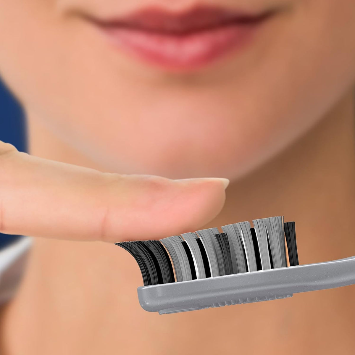Oral-B Cavity Defense Soft Toothbrush For Adults, Charcoal Extract Soft Bristles, Removes Bacteria For Cavity Protection, Multicolour Toothbrush Set, Oral B Den