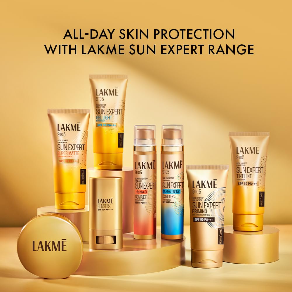 Lakme Sun Expert Ultra Matte Spf 40 Pa+++ Compact|| Non Greasy Non Sticky|| For Indian Skin|| Gives Even-Tone Complexion|| 7 g