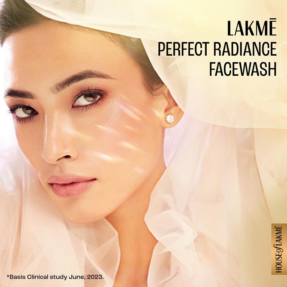 Lakme Perfect Radiance Brightening Facewash with 98% Pure Niacinamide Complex | For Glowing Skin with Glycerin | Known to Reduce Pigmentation | 100gm