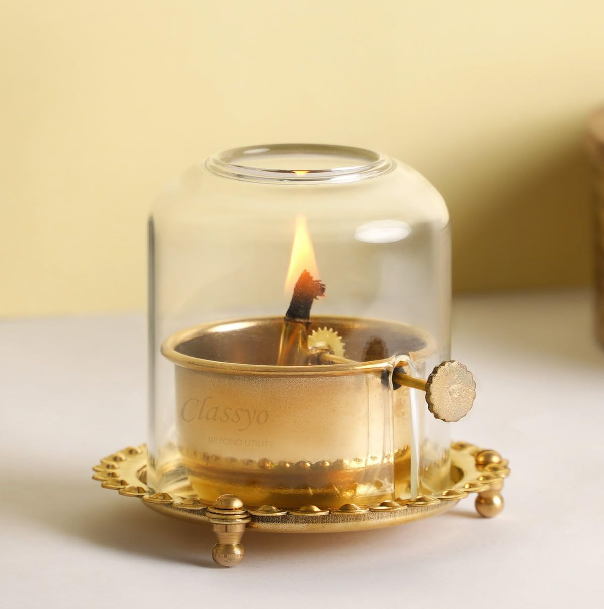 Classyo Brass Akhand Diya with Adjustable Bati, with Screw Lever for Puja, Borosilicate Glass (4 inch, 180 ml Oil Capacity) Large