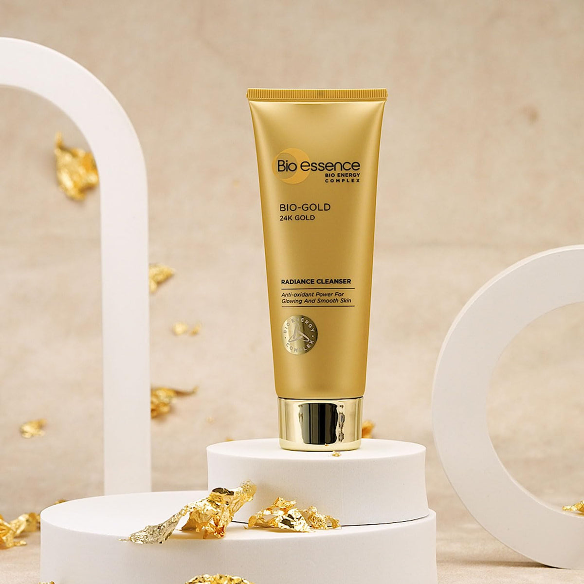 Bio Essence 24K Gold Radiance Face Cleanser, Niacinamide Face Wash for Women, Collagen Amino Acid, Hydrating Face Cleanser for Glowing Skin, Ideal for All Skin