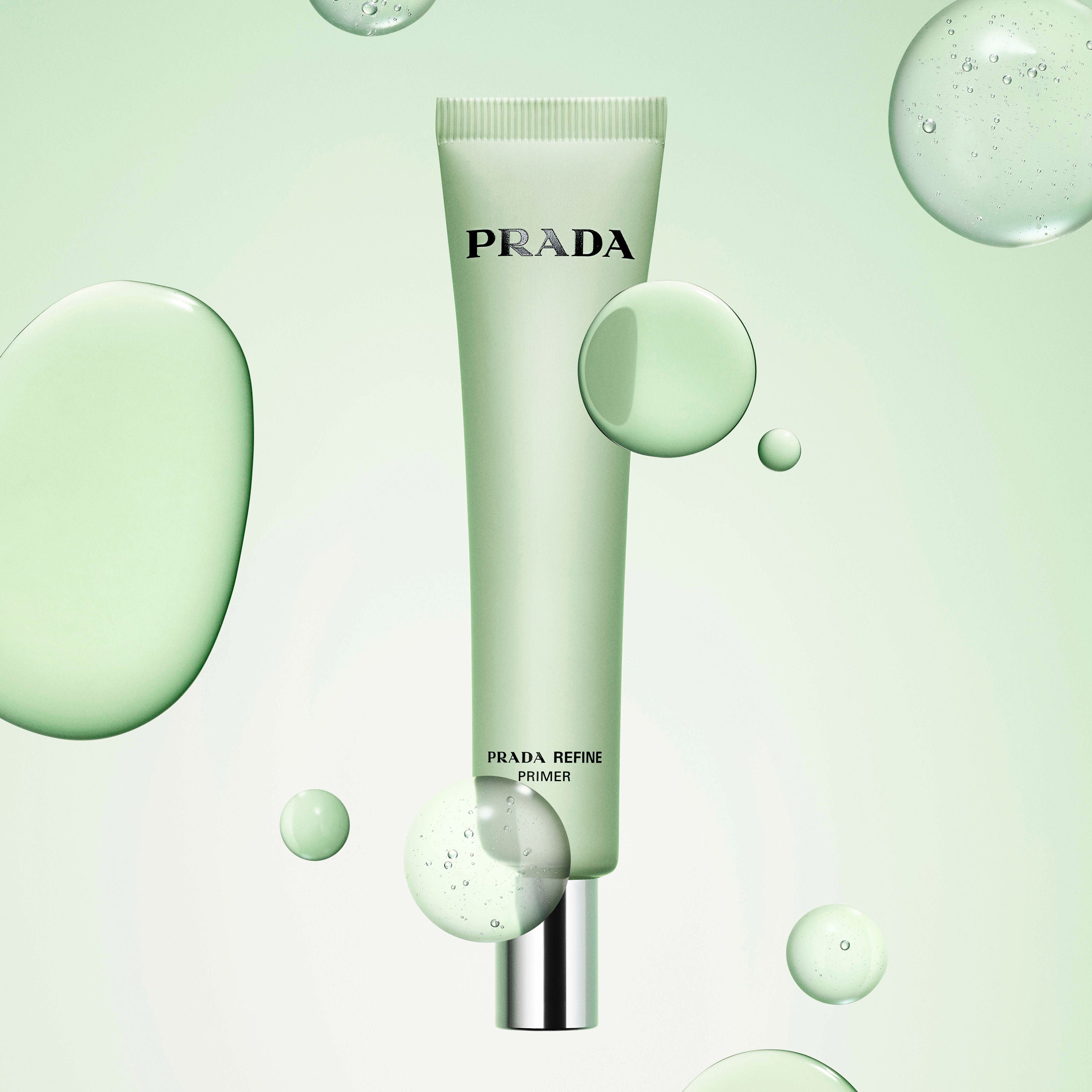 Prada Refine Blurring Extending Primer - Pore-blurring Primer with a Soft Matte Finish (30ml)