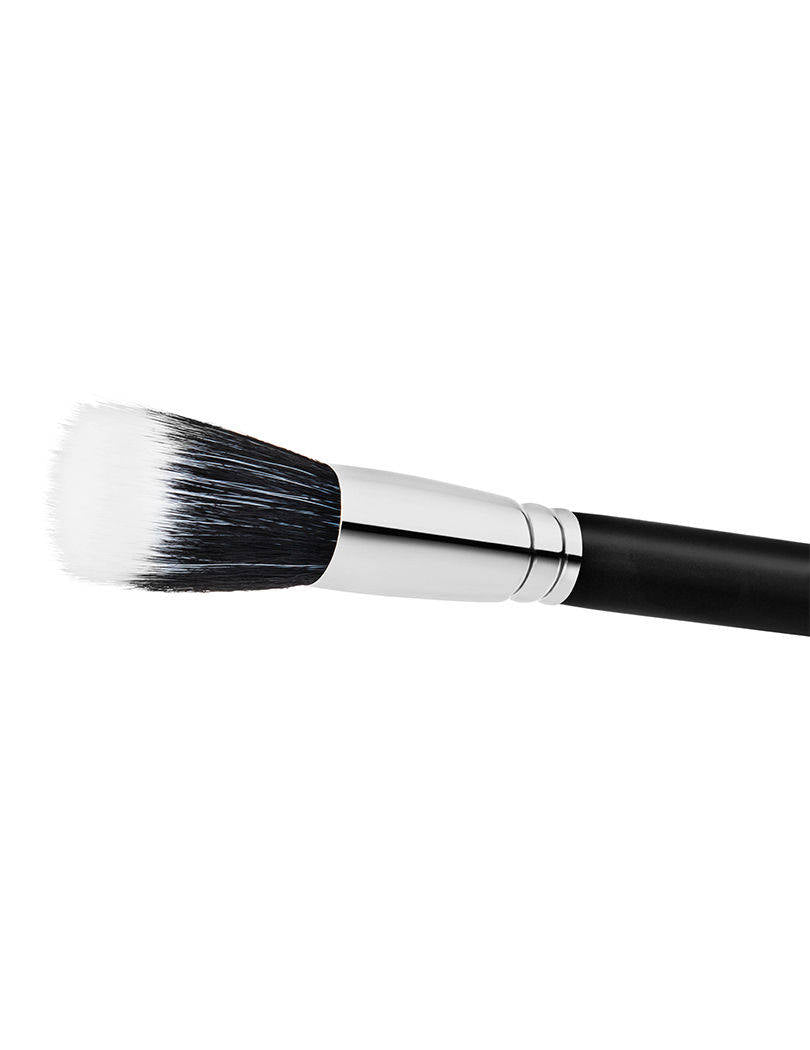 M.A.C 187 Synthetic Duo Fibre Face Brush