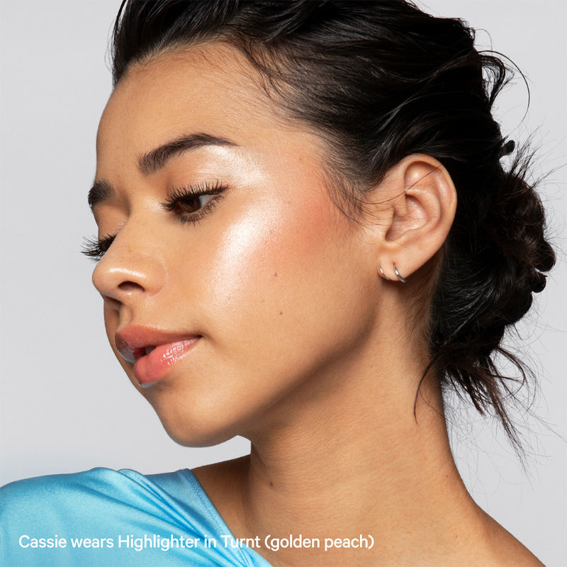 MILK MAKEUP Highlighter - Turnt (6.7g)