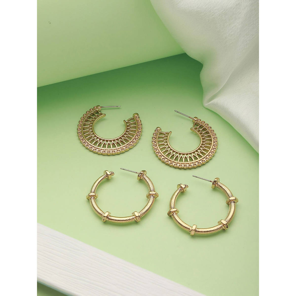 Aatmana Set of 2 Gold-Toned Half Hoop Earrings
