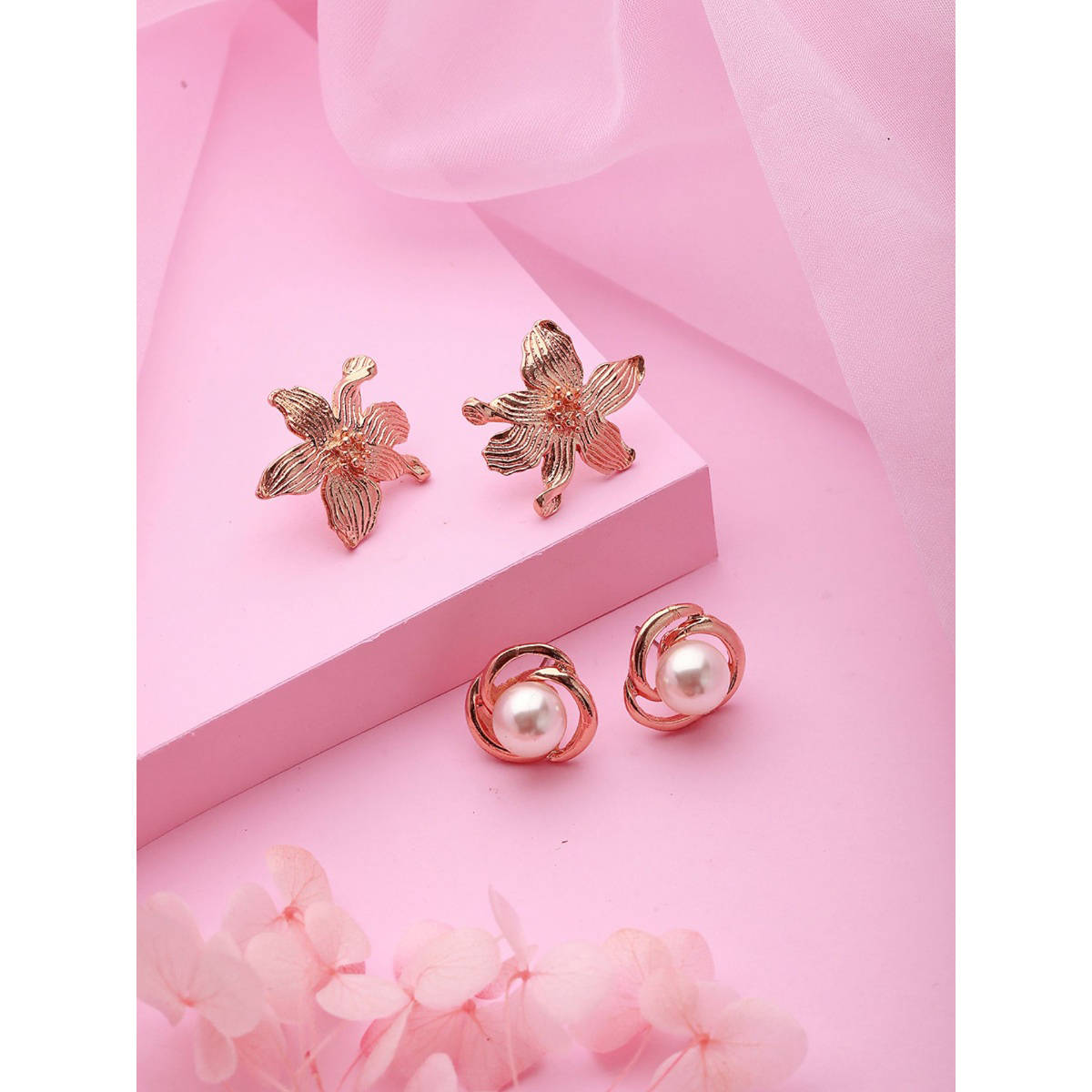 Aatmana Set of 2 Rose Gold Plated and Pearl Floral Stud Earrings