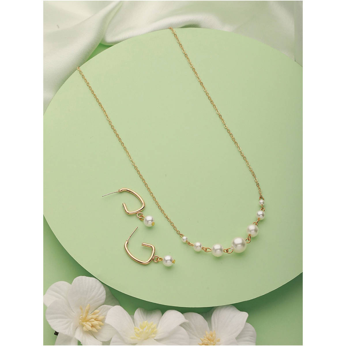 Aatmana Woman Gold-Toned and White Gold-Plated Necklace with Earrings